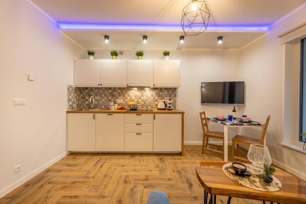 Villa Kasztelan Apartamenty Устрики-Долішні Екстер'єр фото