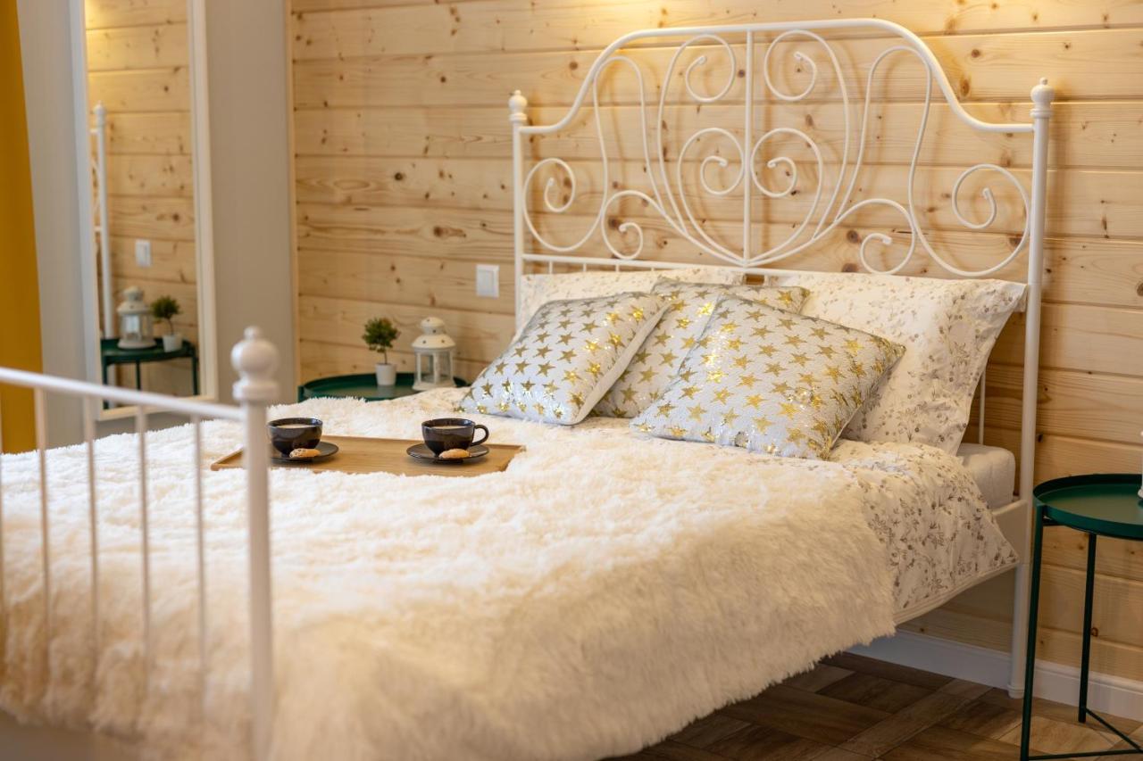 Villa Kasztelan Apartamenty Устрики-Долішні Екстер'єр фото