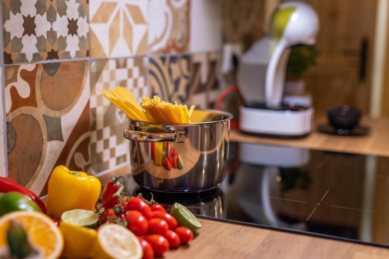 Villa Kasztelan Apartamenty Устрики-Долішні Екстер'єр фото