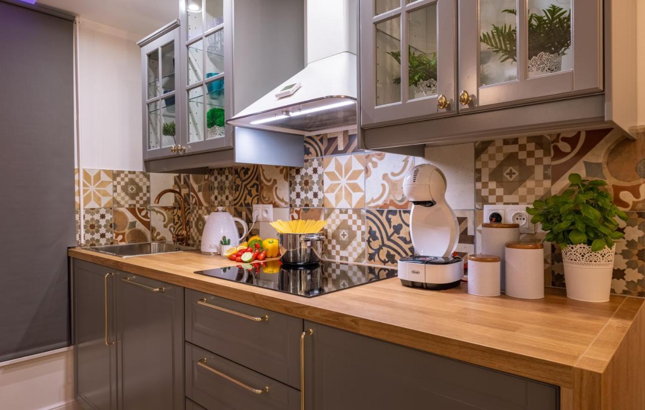 Villa Kasztelan Apartamenty Устрики-Долішні Екстер'єр фото