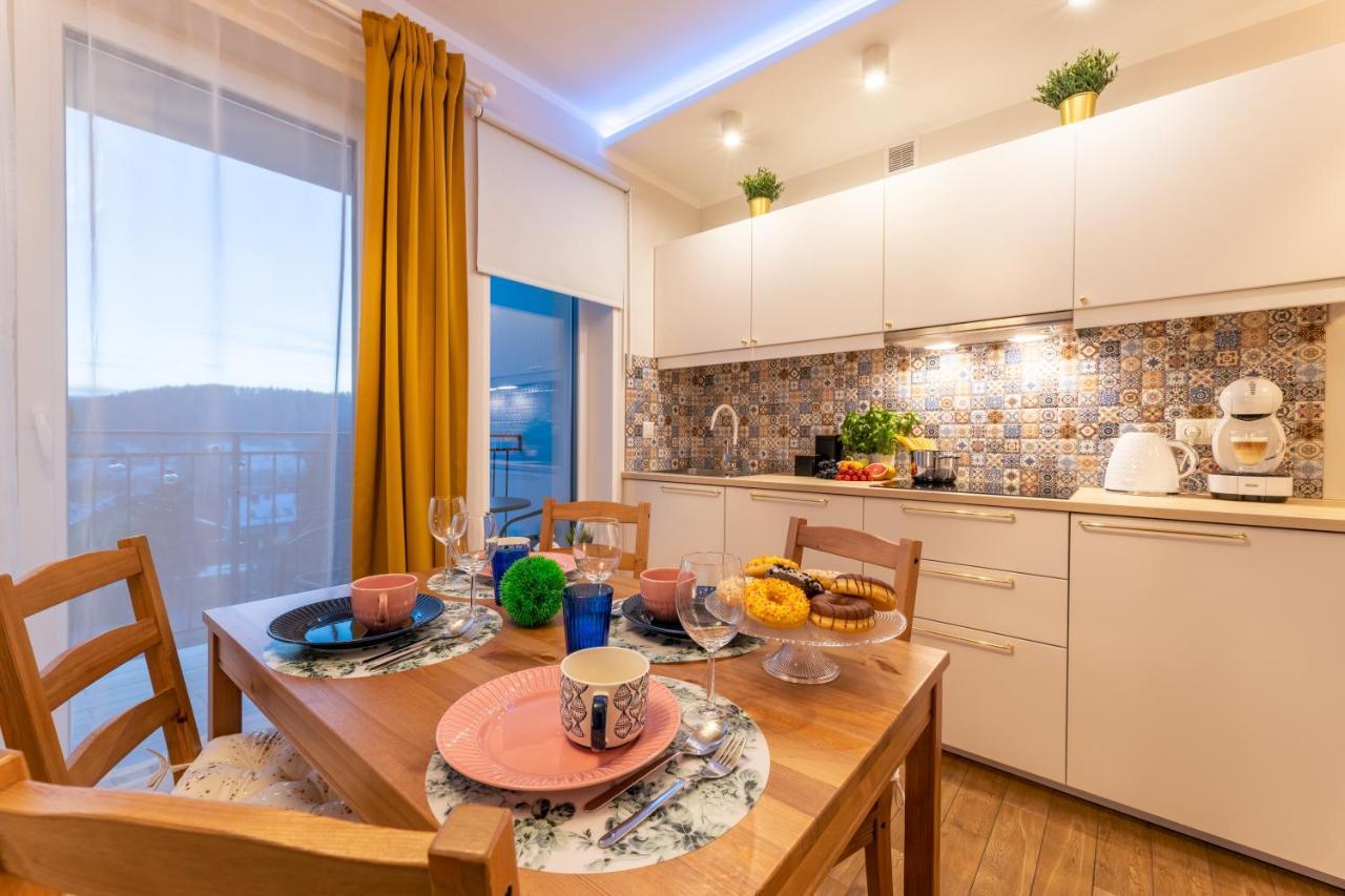 Villa Kasztelan Apartamenty Устрики-Долішні Екстер'єр фото