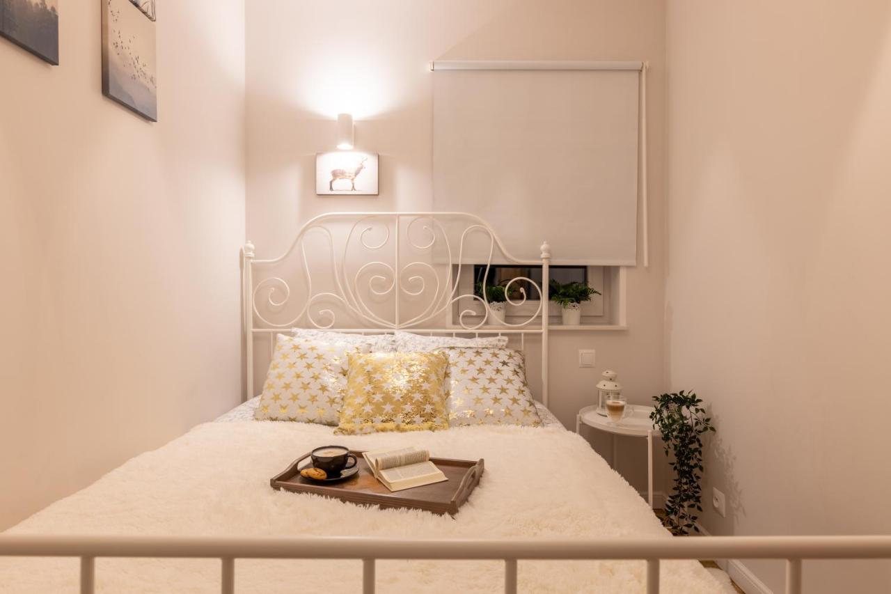 Villa Kasztelan Apartamenty Устрики-Долішні Екстер'єр фото