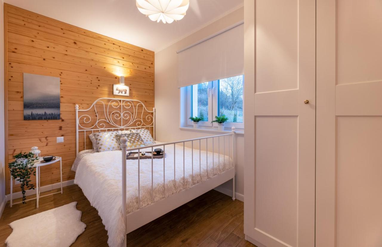 Villa Kasztelan Apartamenty Устрики-Долішні Екстер'єр фото