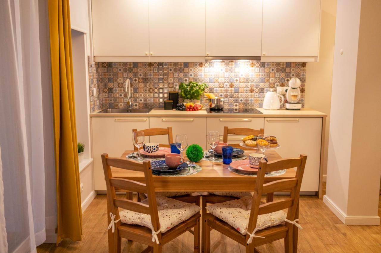 Villa Kasztelan Apartamenty Устрики-Долішні Екстер'єр фото